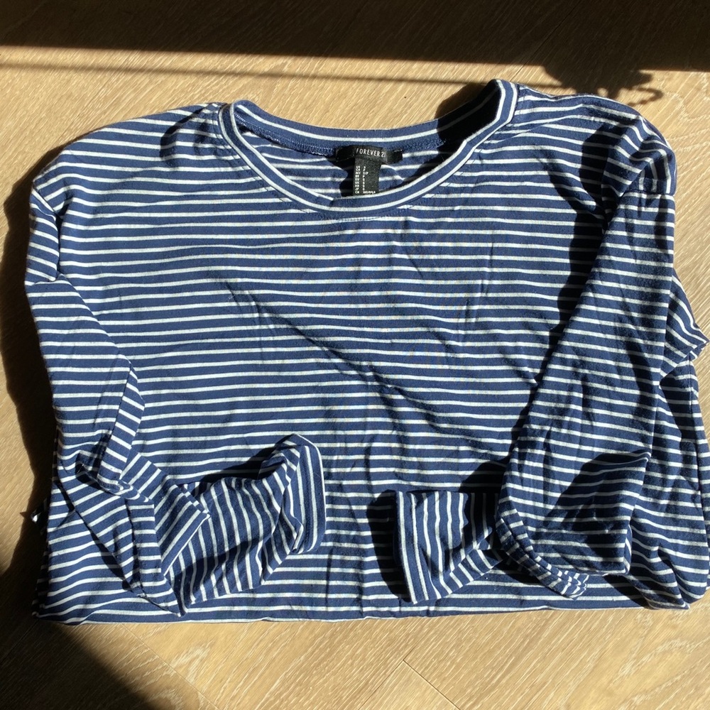 Forever 21 small longsleeve